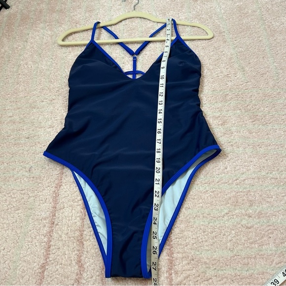 NWT Cupshe Navy One Piece Swimsuit Low Front High Hip Cage Back Size Medium - Picture 9 of 13